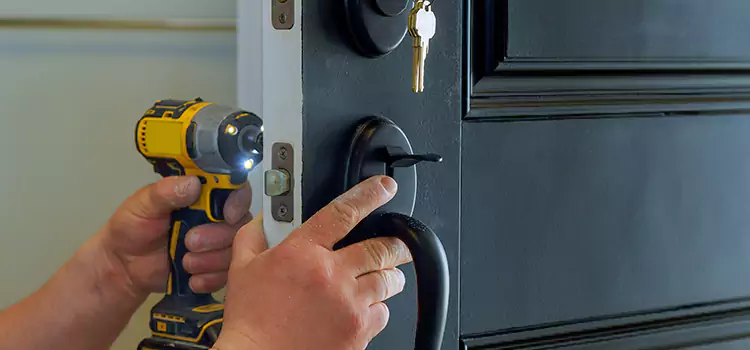 Commercial Door Lock Installation Marumsco